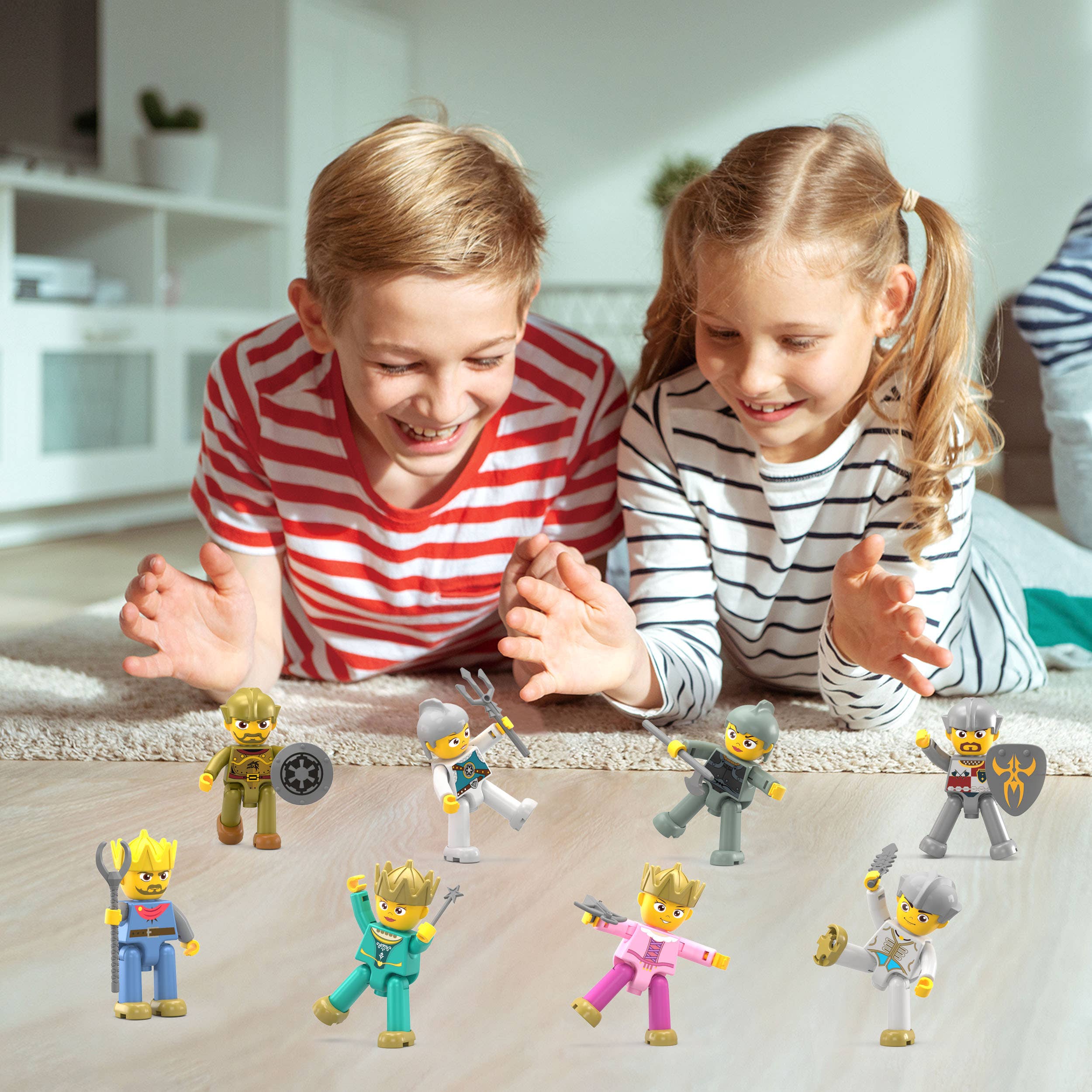 PicassoTiles 8pc King & Knights Magnetic Action Figures