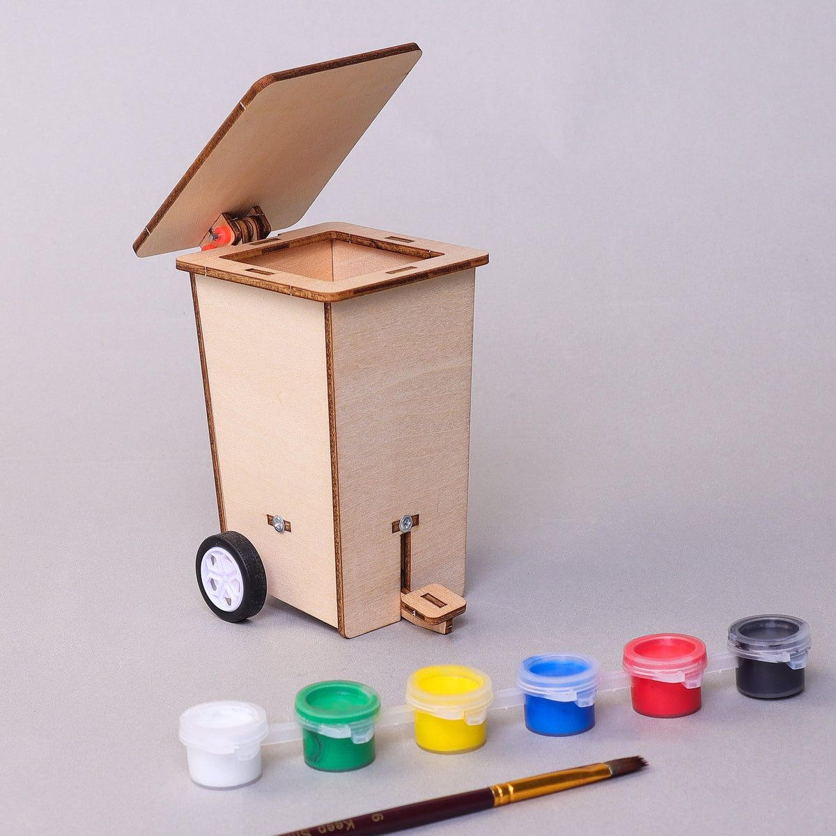 Build & Paint Mini Trash Cans (Set of 2) – Fun Desk Décor & Craft Project