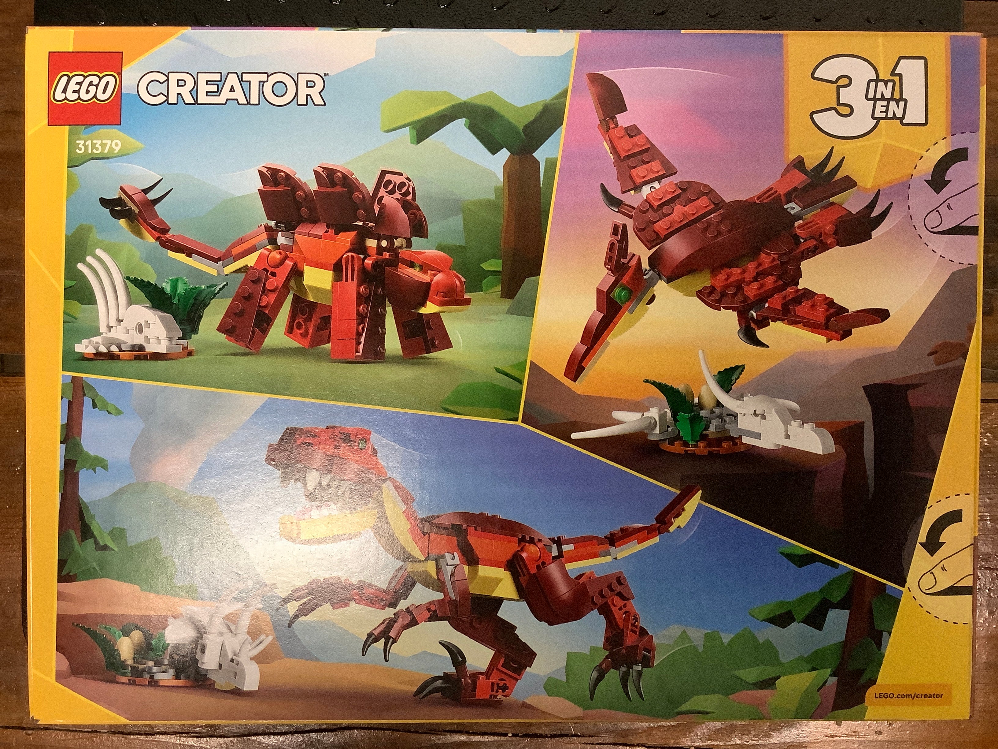 This LEGO® Creator 3 in 1 Fierce Dinosaur (31379)