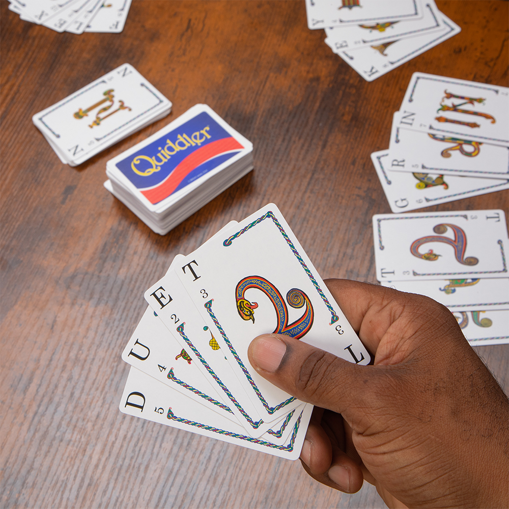Quiddler Collectible Tin – The SHORT Word Game