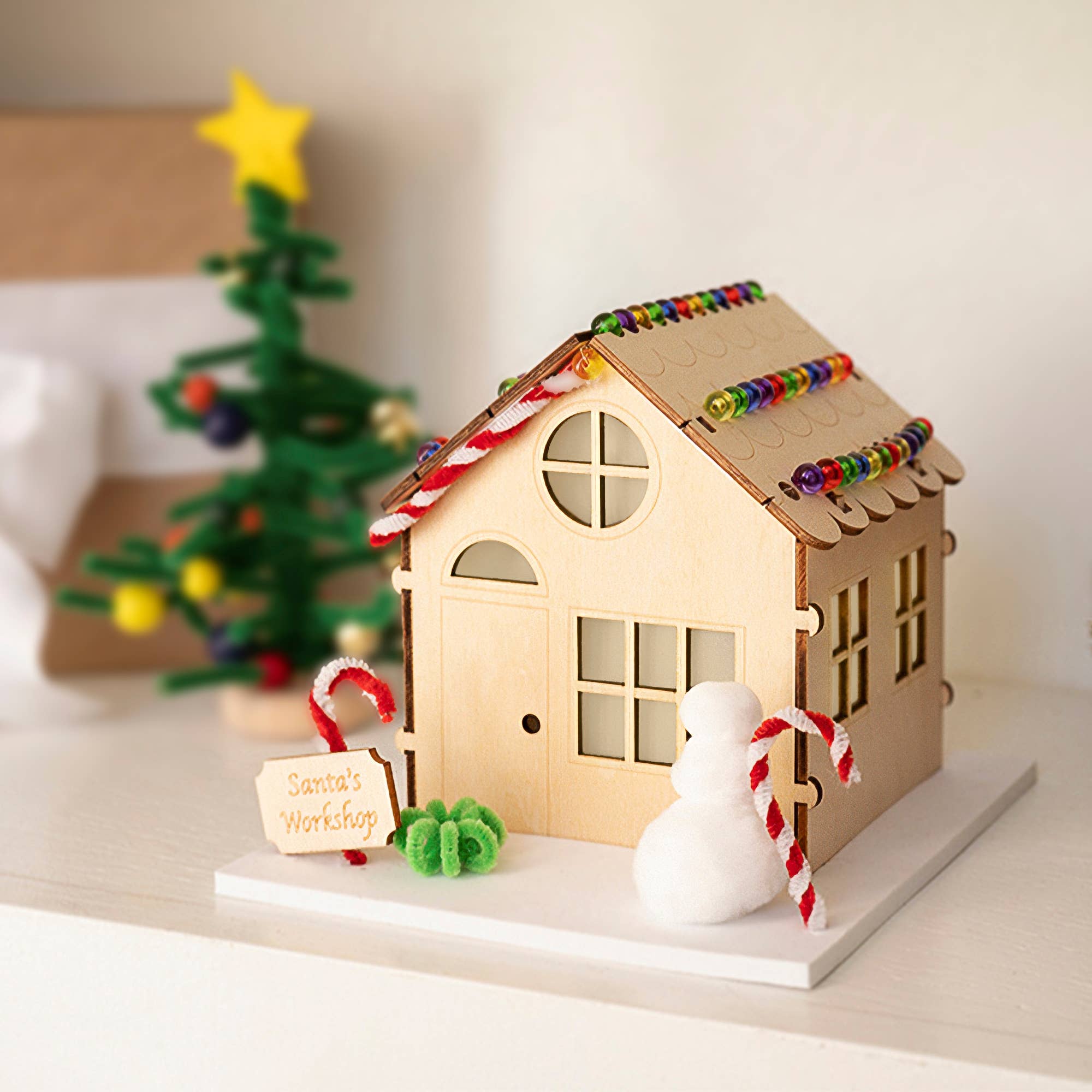 Santa's Light-Up Workshop Building Kit for Kids