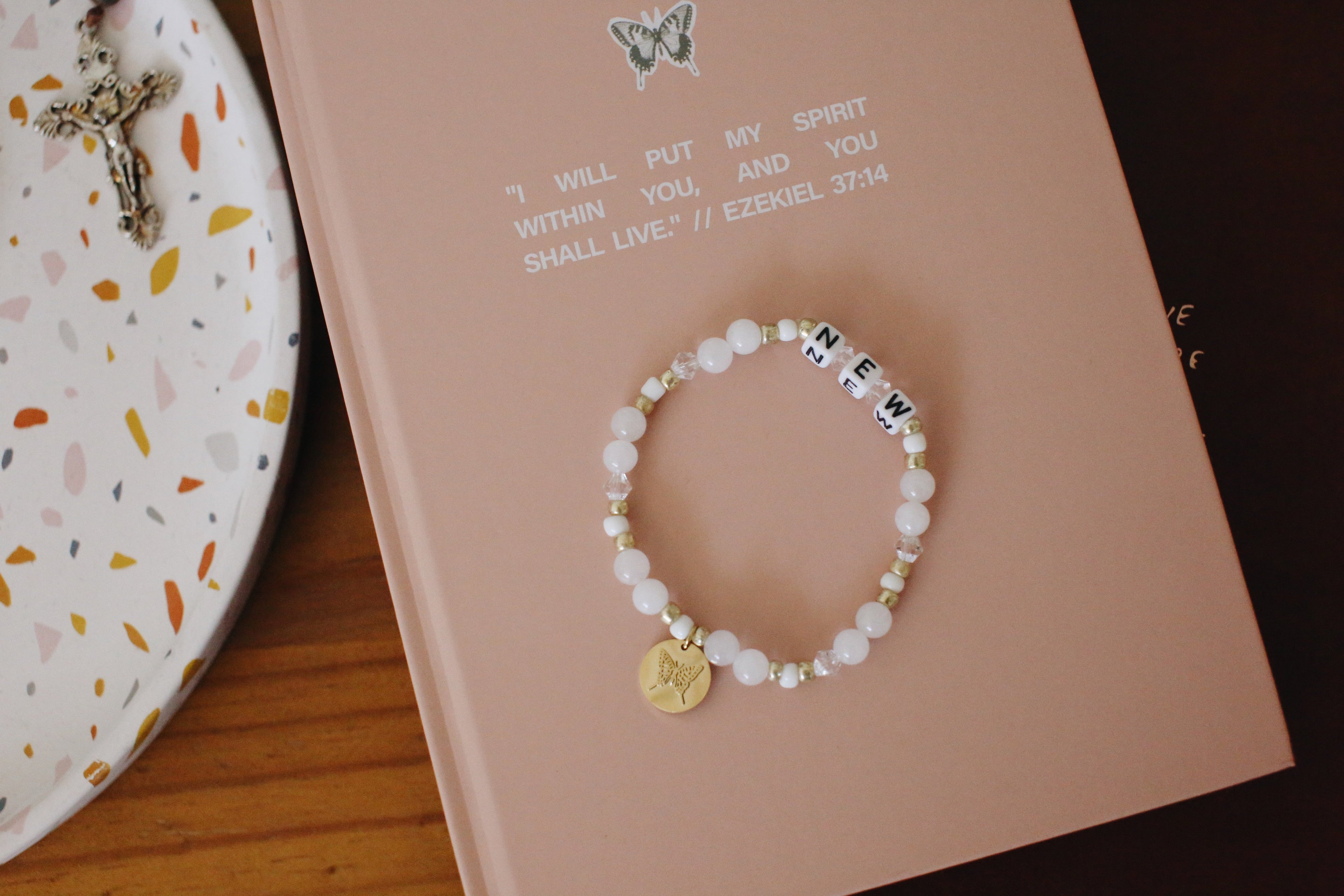 NEW Bracelet – Faith Stretch Bracelet for Women, Symbol of Renewal and Hope
