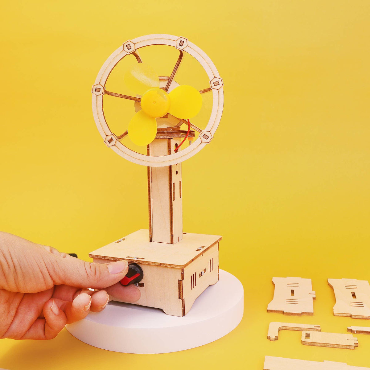 Moving Fan Craft Variable Speed Oscillating Fan DIY Kit, STEM Toy, Craft Kit ...
