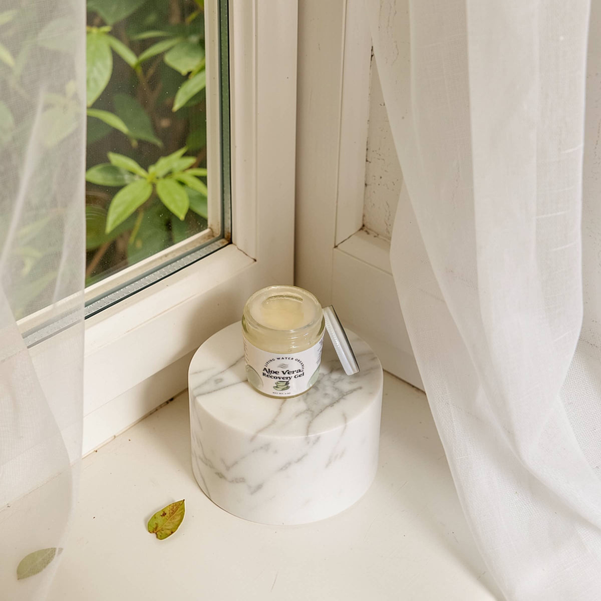 Aloe Vera Recovery Gel made with Organic Aloe Vera, Post Sun