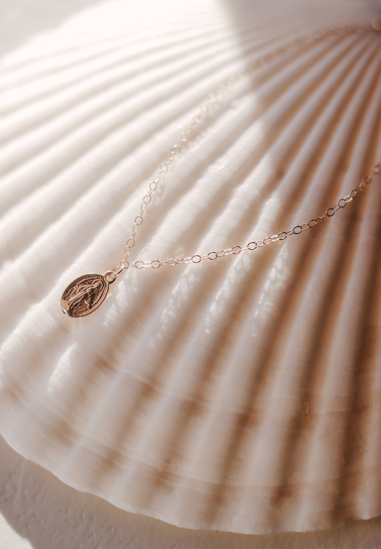 14K Gold Dainty Miraculous Medal Bracelet