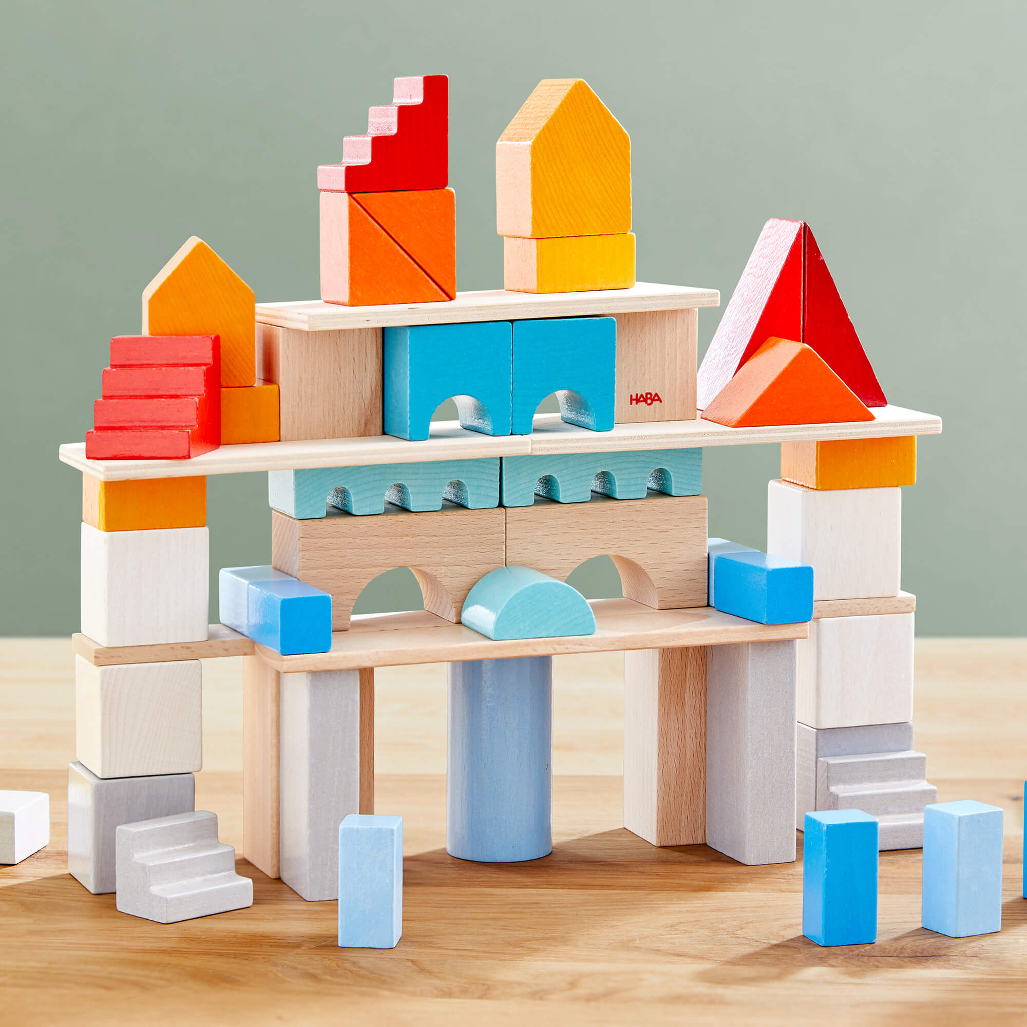 Colored Wooden Building Blocks - 85 Piece Set