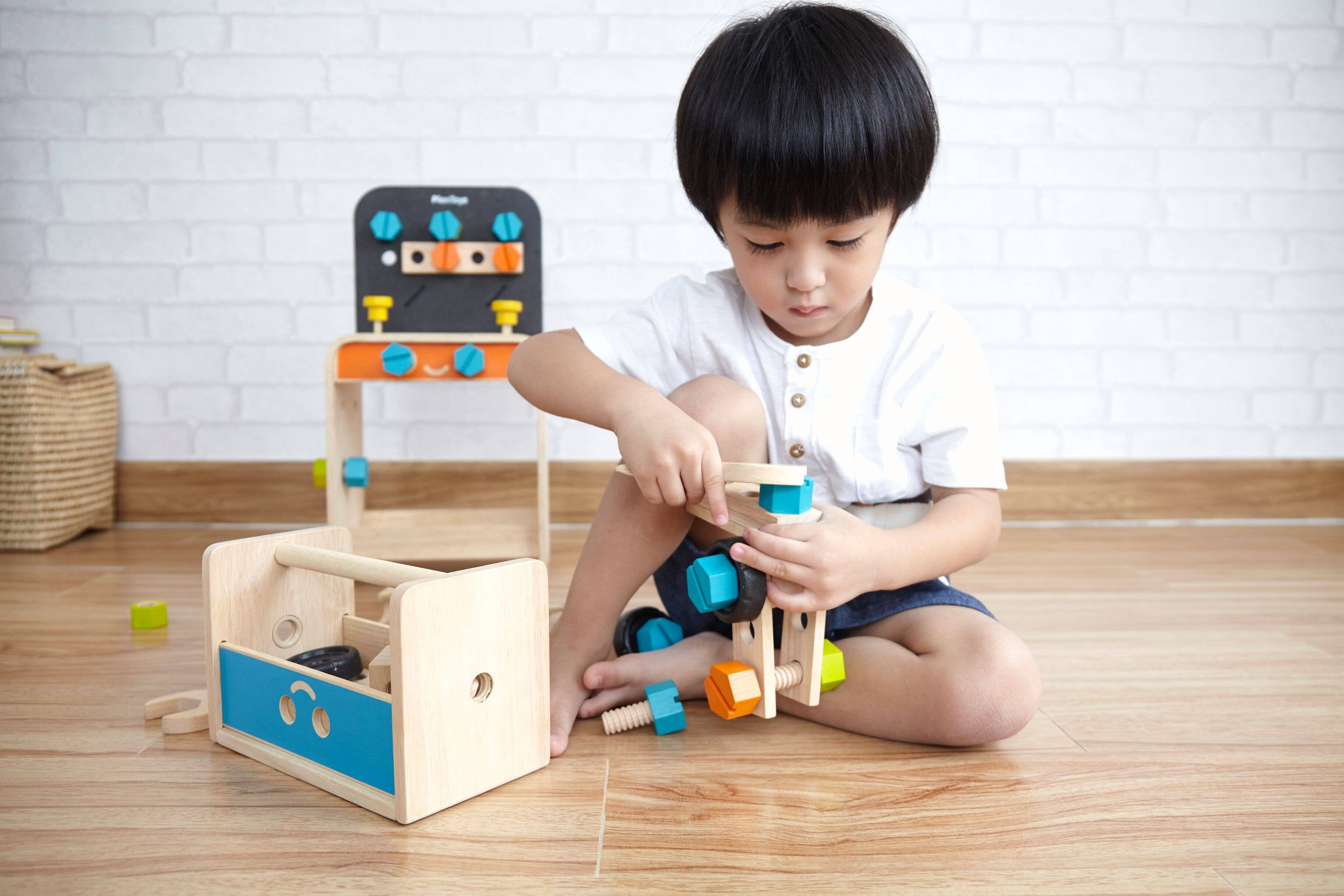 Construction Set - 40-piece with 2-in-1 tool
